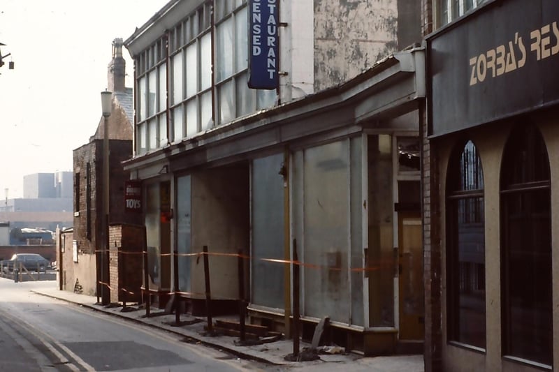 25 Retro Blackpool Pictures From 1977 Including Street Scenes ...